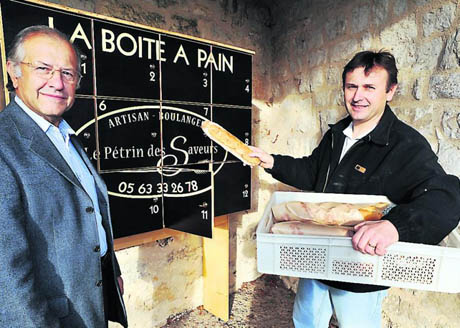 Damien Petit and his “Boîte A Pain,” photo by La Dépêche du Midi